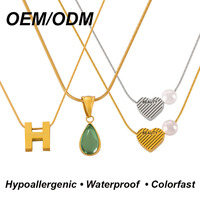 Collier en acier inoxydable 18 carats avec pendentif en forme de cœur, imitation perle, chaîne serpent sportive, pierre de verre et goutte d'eau, design élégant
