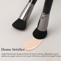Pinceau de maquillage professionnel angulaire pour fond de teint, poils synthétiques denses, pinceau cosmétique plat pour le visage, logo personnalisé, fabricant OEM ODM