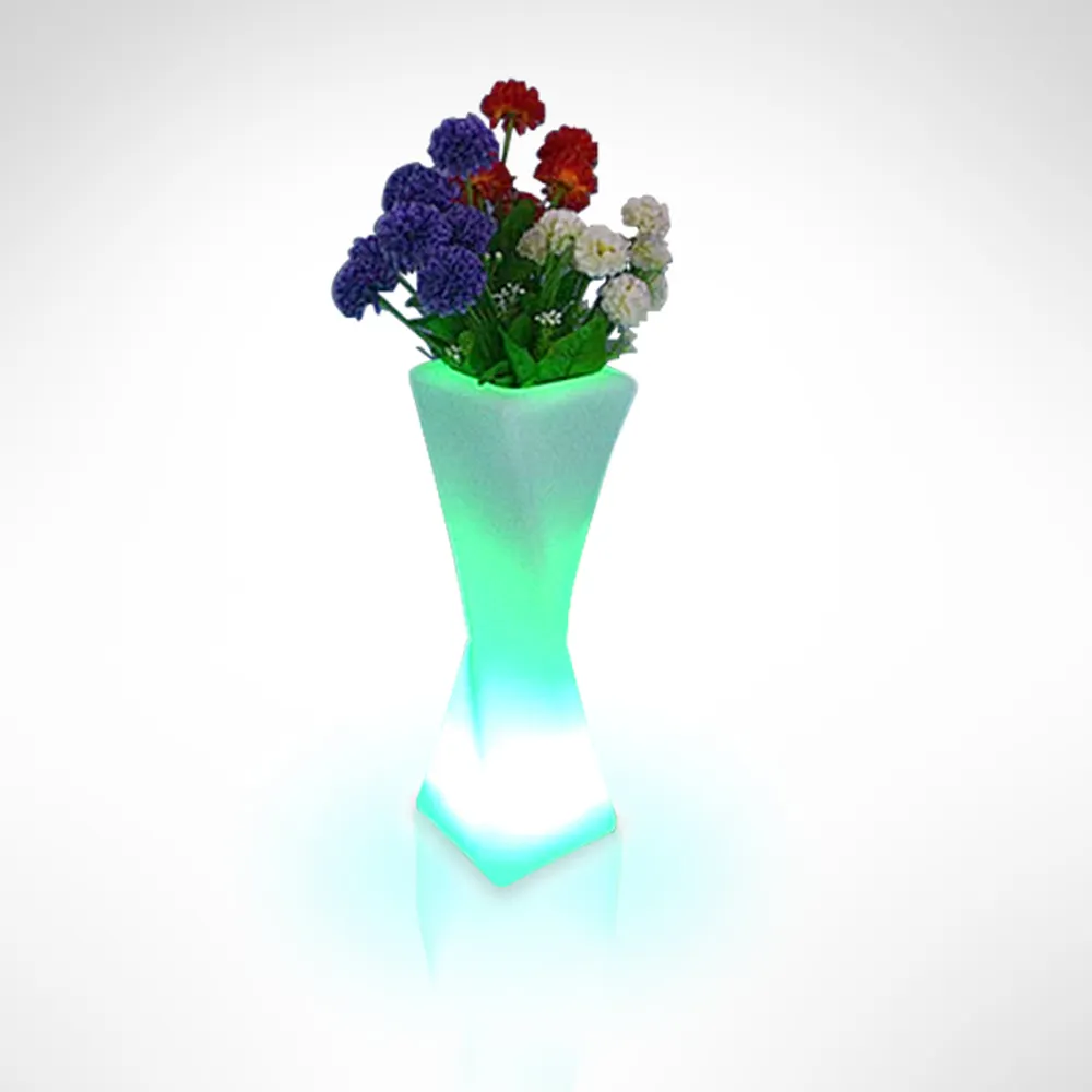 カスタマイズされたスリムな不規則な形のLedフラワー花瓶防水Ip65充電式バッテリーLedライト付き照明付き植木鉢