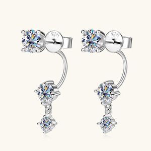 Pendientes <span class=keywords><strong>de</strong></span> tuerca clásicos <span class=keywords><strong>de</strong></span> moissanita chapados en rodio plateado con diseño <span class=keywords><strong>de</strong></span> alta gama para niña, a la moda <span class=keywords><strong>de</strong></span> TikTok, personalizados al por mayor - Product Image 3