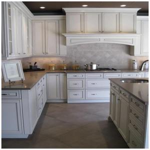Mobili da Cucina Moderni Bianchi CBMmart <span class=keywords><strong>con</strong></span> Cassetti a Cerniera e Cestelli, Arredamento di Lusso Personalizzato per Progetti di Ville e Edifici - Product Image 6