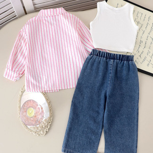 Nuovo Set Autunnale Europeo e Americano per Bambine: <span class=keywords><strong>Camicia</strong></span> a Righe Rosa con Gilet Abbinato a Pantaloni in <span class=keywords><strong>Denim</strong></span> - Product Image 4