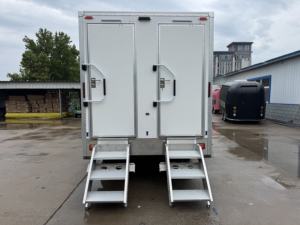 Unité <span class=keywords><strong>de</strong></span> toilettes et <span class=keywords><strong>de</strong></span> douche <span class=keywords><strong>de</strong></span> luxe sur mesure Cogsun, remorque <span class=keywords><strong>de</strong></span> toilettes autonome pour la plage. - Product Image 5