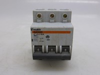Plc Multi9 Gardix No. Interrupteur thermique magnétique 12-u 10a pour produit sous garantie