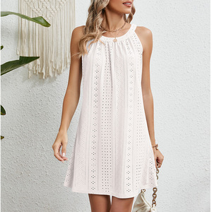 Robe <span class=keywords><strong>de</strong></span> plage sans manches en crochet ajouré, coupe trapèze mi-longue, respirante, en polyester/coton, avec dentelle et col rond, pour <span class=keywords><strong>femme</strong></span>, idéale comme <span class=keywords><strong>cache</strong></span>-<span class=keywords><strong>maillot</strong></span> <span class=keywords><strong>de</strong></span> <span class=keywords><strong>bain</strong></span> (ODM/OEM) - Product Image 1