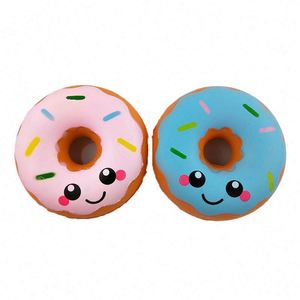 Vente en gros de jouets anti-stress en mousse en forme de donut à remontée lente, type squishy et balle anti-stress - Product Image 1