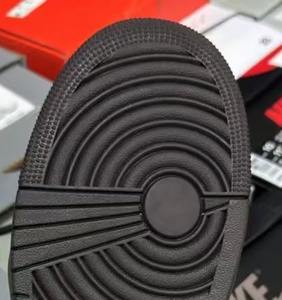 Chaussures de basket-ball de luxe 2026, qualité supérieure, style rétro inspiré de Travis Scott, marron et blanc, pour hommes, confortables, mode, sport - Product Image 2