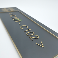 Plaque de porte en acrylique personnalisée YIYAO pour bureau, numéro de porte en métal, panneau d'hôtel