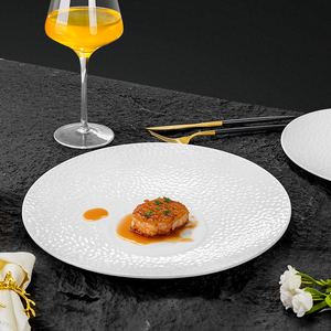 <span class=keywords><strong>Assiettes</strong></span> en céramique blanches de plat de service décoratif en porcelaine de texture martelée pour la présentation de nourriture commerciale de restaurant - Product Image 3