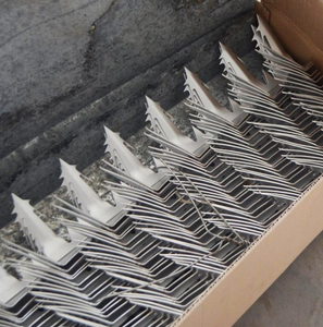 <span class=keywords><strong>Alambre</strong></span> de Púas de un Solo Filo con Recubrimiento Negro - Barrera de Seguridad Anti-Escalada para Paredes, Perímetros de Cercas y Protección de Propiedades - Product Image 3