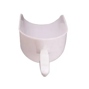 Plastic Feeding Scoop Pig Feeder Poultry Feeder Scoop