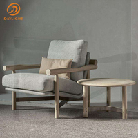 Fauteuils et chaises d'appoint modernes aux tons neutres pour le bureau à domicile, le salon, la lecture et la détente, meubles élégants pour la décoration