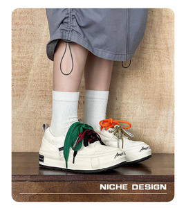 Chaussures tendance en toile, modèles homme et femme, avec fonction de rehaussement, pour un usage décontracté, polyvalentes, adaptées aux couples, chaussures de skateboard - Product Image 2