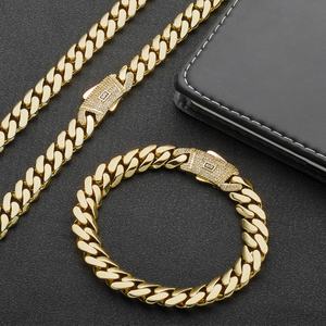 Collar de Cadena Cubana de Acero Inoxidable Chapado en Oro de 14K con Zirconia, Estilo Hip-Hop Europeo-Americano Popular, de Alta Gama para Hombre - Product Image 6