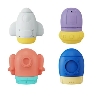 Lot de 4 jouets de bain en silicone en forme de vaisseau spatial non toxiques pour bébé de qualité alimentaire