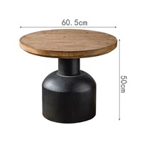 Salon, décoration en métal noir, style nordique, luxe, ensemble en bois massif, tables basses rondes modernes pour la maison