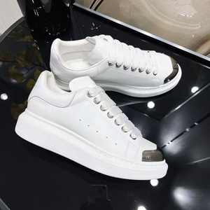 Chaussures de sport décontractées de haute qualité, de marque de luxe, respirantes, pour homme et femme, personnalisées, Mqqueen Trainers - Product Image 4