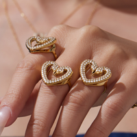 Ensemble de bijoux en acier inoxydable plaqué or 18 carats avec cœur en zircon cubique pour femme : collier, bracelet, bague, boucles d'oreilles – Idéal pour mariage, fiançailles, fête