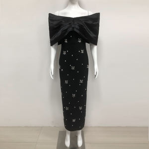 <span class=keywords><strong>Abito</strong></span> <span class=keywords><strong>da</strong></span> <span class=keywords><strong>Sera</strong></span> di Lusso <span class=keywords><strong>Nero</strong></span> a Sirena <span class=keywords><strong>con</strong></span> Spalle Scoperte e <span class=keywords><strong>Spacco</strong></span>, Vestito Aderente <span class=keywords><strong>da</strong></span> Party Club <span class=keywords><strong>con</strong></span> Strass e Fiocco in Raso per Eventi Formali - Product Image 2