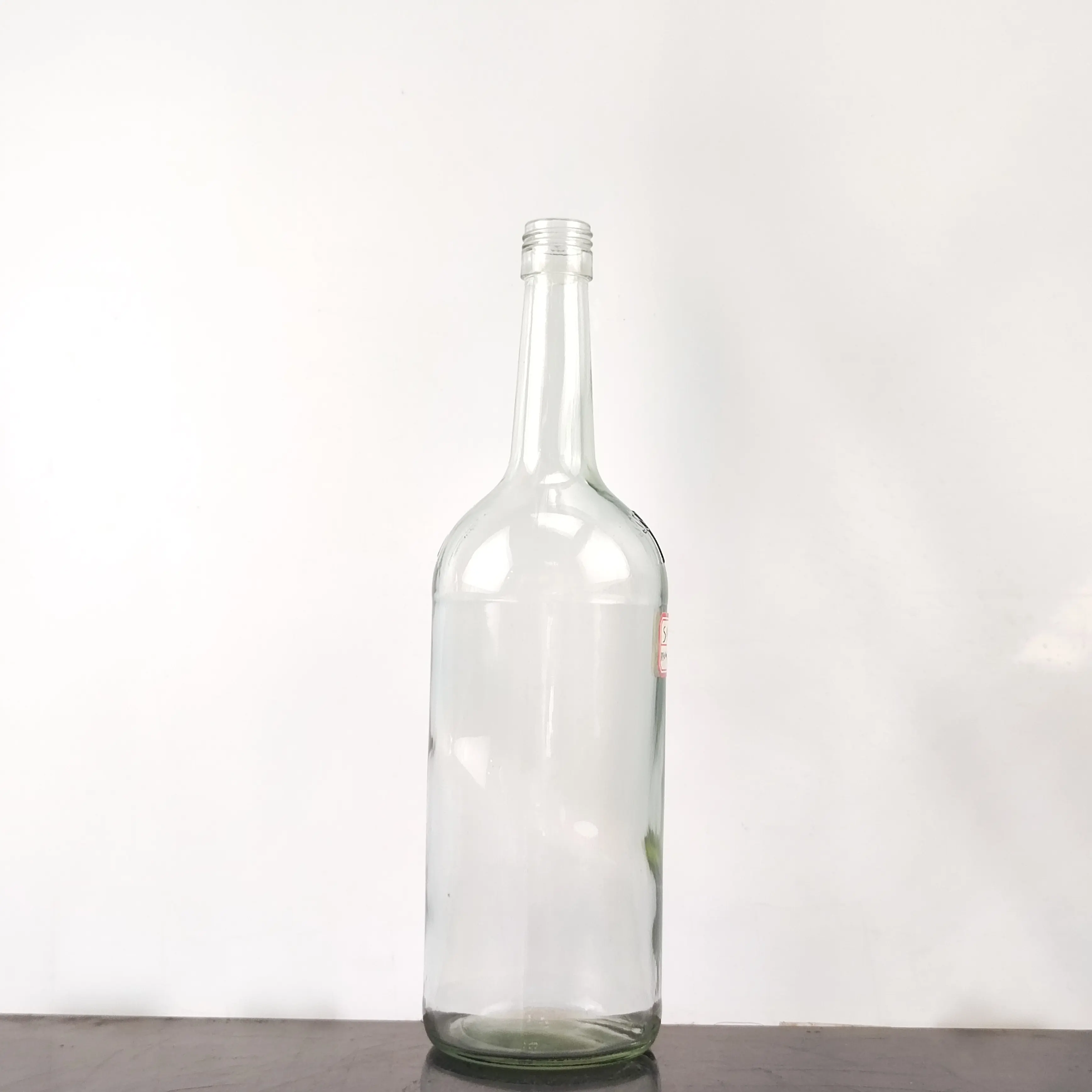 1.000ml runde Glasflasche langhaltiger Hals Glas leere Flasche durchsichtige Glasflaschen Getränk heißer Verkauf aus China Hersteller