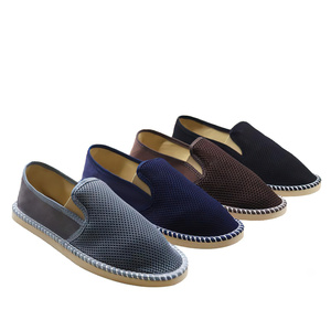 Mocasines Transpirables Color Negro Azabache para Hombre, Estilo Slip-On con Borde Trenzado, Suela Ligera, Zapatos Urbanos Cómodos, Calzado de Punto para Mujer - Product Image 2