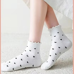Calzini alla Caviglia Casual in Poliestere Ecologico per Donne e Ragazze, Comodi, Lavorati a Maglia, Antiscivolo, Colorati per la Stagione Autunnale - Product Image 4