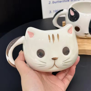 Chinese Factory Hand Drawn Cartoon <b>Cat</b> Shaped Eco-Friendly Reusable Ceramic Mugs for Back to School - Product Image 1