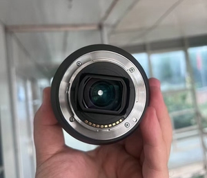Objectif zoom standard plein format d'occasion FE 24-105mm F4 G OSS, très demandé - Product Image 3