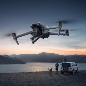 โดรน Air 3S Fly More Combo RC2 กล้องคู่ 4K/60fps HDR วิดีโอ กล้องเทเล 70 มม. ระยะเวลาบิน 10 นาที พลาสติก บรัชเลส - Product Image 6