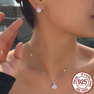 Juego de Joyería de Lujo con Aretes de Plata Esterlina 925, con Colgante de Corona de Flores, Unisex - Product Image 3