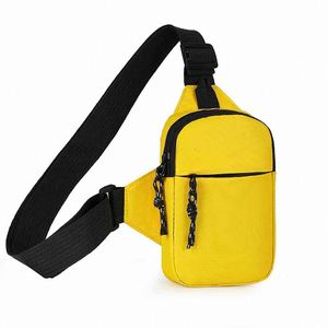 Sac fourre-tout en nylon personnalisable avec impression par transfert thermique - Motif personnalisé pour les voyages et les fêtes - Product Image 3