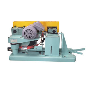 Dispositif d'alimentation automatique CM4900-3 avec coupe-bordure et relieuse à ruban adhésif pour la découpe du dessus du sac et la pose de ruban adhésif cousu sur le dessus du sac - Product Image 1