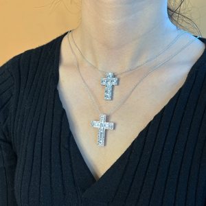Ticari Tedarik Gümüş Tonlu 925 Ayar Gümüş İsa Haç Kolye Mozanit Detaylı Vaftiz Hediyesi Klasik İnanç Kolyesi - Product Image 3