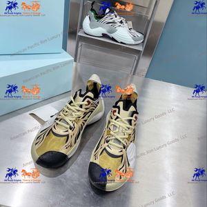 Chaussures de fitness épaisses pour hommes avec semelles intérieures en PVC, doublure en maille, style randonnée et marche, bout fermé, anti-odeur pour l'été et le printemps - Product Image 4