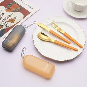 Ensemble de <span class=keywords><strong>couverts</strong></span> portables en acier inoxydable 304, cuillère <span class=keywords><strong>à</strong></span> <span class=keywords><strong>salade</strong></span> pliable, fourchette, couteau, baguettes, ensemble de quatre pièces pour pique-nique - Product Image 4