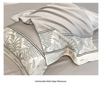 Parure de lit de luxe en satin de polyester avec bordure botanique, rafraîchissante pour l'été, résistante aux plis, pour hôtels, villas, commandes en gros