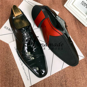 Zapatos formales de cuero hechos a mano para hombre - cuero lacado brillante - zapatos de boda para el novio - zapatos de traje de boda para el padrino - Product Image 5