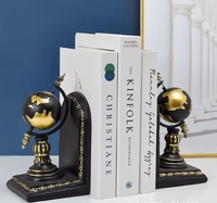 Nordique créatif Hercules livre poussoir écologique résine artisanat pour bureau et salon élégant armoire à vin étagère ornement