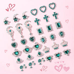 Charmes en forme de cœur 3D de couleur verte pour la <span class=keywords><strong>Saint</strong></span>-<span class=keywords><strong>Valentin</strong></span>, charmes pour l'art des ongles, strass pour les ongles, pour la manucure, décoratifs pour les filles - Product Image 5
