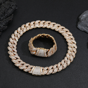 Của Phụ Nữ 24Mm Vàng/Bạc Mạ Cuba Liên Kết Chuỗi Vòng Đeo Tay Sáng Bóng Đá Kim Cương <span class=keywords><strong>Baguette</strong></span> Với Zircon Đồ Trang Sức Mỹ Trong Hip Hop Phong Cách - Product Image 1