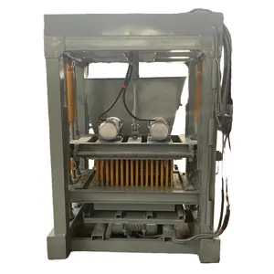Máquina de fabricación de ladrillos de suelo de enclavamiento de cemento hidráulico 4-30 semiautomática con caja de cambios para industrias minoristas