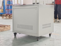 Transformateur abaisseur triphasé isolé SG, convertissant 380V triphasé en 230V triphasé avec tension personnalisée