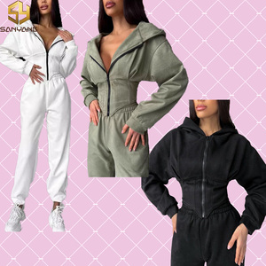 Женский спортивный костюм с длинными штанами - Product Image 2