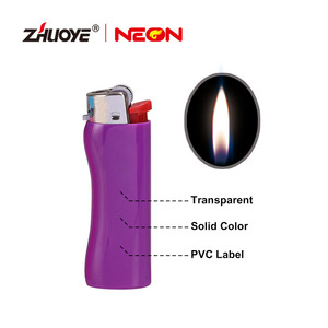 Encendedor de gas butano de plástico clásico mini para cigarrillos, venta al por mayor, con piedra de encendido - Product Image 2