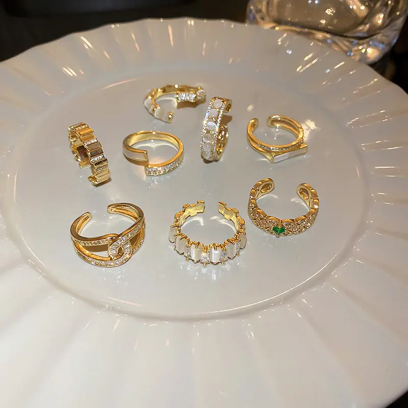 2022 Nieuwe Mode Gothic Luxe Zirkoon Goud Dubbele Student Sexy Opening Diamanten Ringen Voor Vrouw Vinger Sieraden Wedding Party Girl