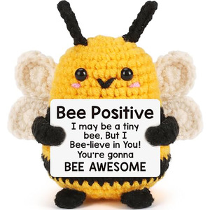 Muñeco de Abeja Tejido, Regalo Festivo, Juguete de Peluche, Decoración del Hogar, Pequeño Regalo, Muñeco de Abeja Tejido a Crochet - Product Image 2
