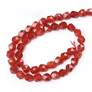 Perhiasan Alami Membuat Manik-manik Batu Akik Merah Bersegi Berlian Memotong Batu Permata Bulat Longgar