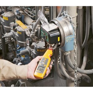 เครื่องวัดกระแสไฟฟ้าแบบหนีบ Fluke 771 รุ่น Milliamp ขนาดหน้าจอ 17.8 มม. จอแสดงผลดิจิตอล ใช้พลังงานจากแบตเตอรี่ CAT III 600V - Product Image 3