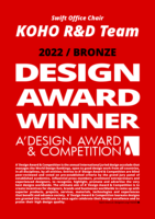 Chaise de bureau pivotante ergonomique en maille pour manager, modèle KOHO, avec prix A'Design Award, idéale pour les réunions et les projets.