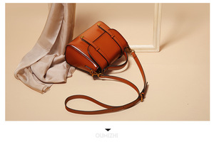 Sac à bandoulière pour femme en cuir véritable de haute qualité, sac à main élégant et tendance, sacoche bandoulière pour femme, vente en gros d'usine - Product Image 3